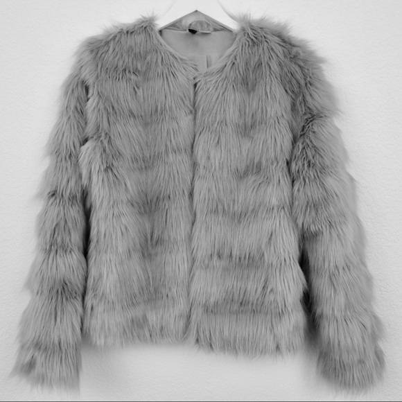 H&M Jackets & Blazers - H&M Short Faux Gray Fur Jacket